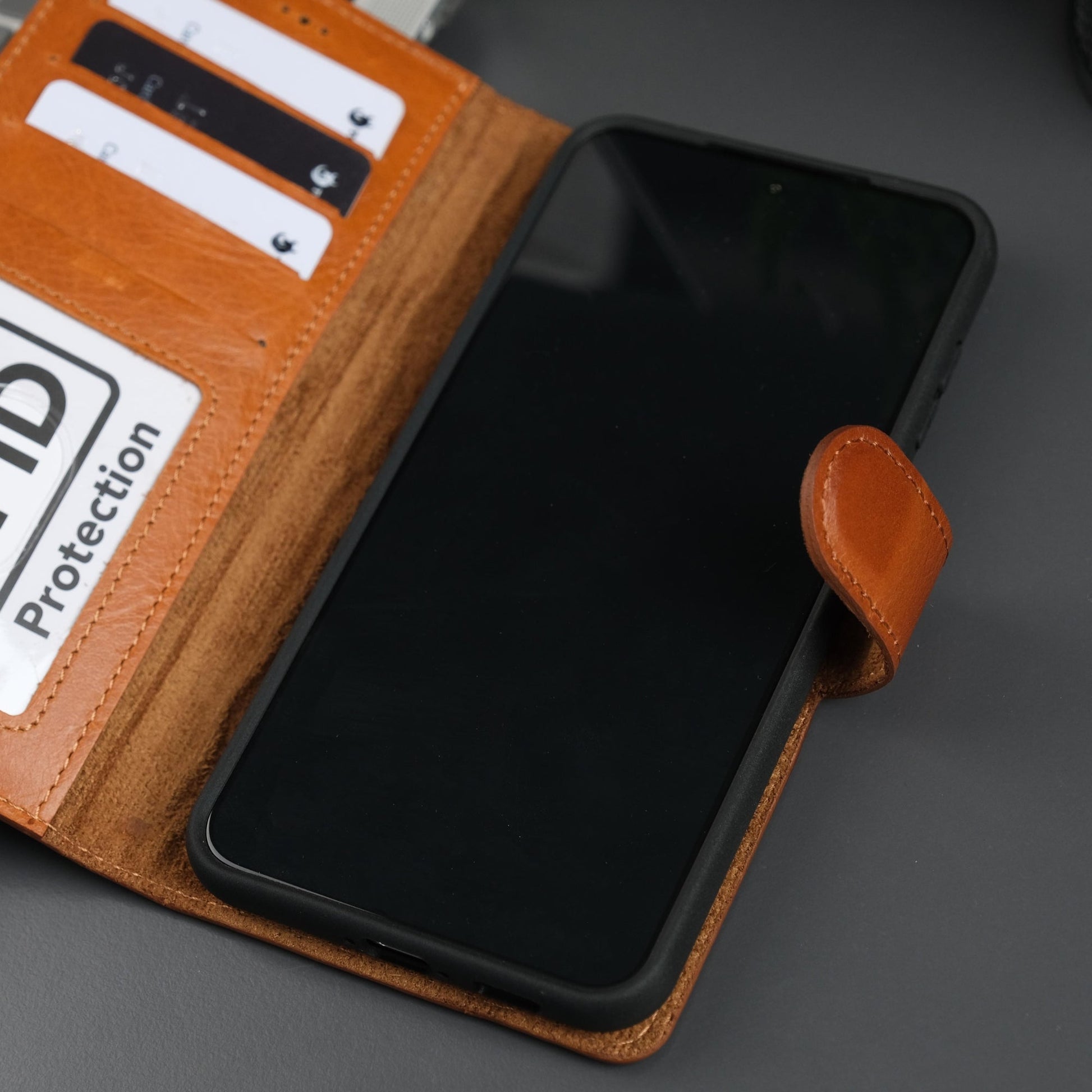 Leather Samsung Galaxy S25 Wallet Case | Buffalo