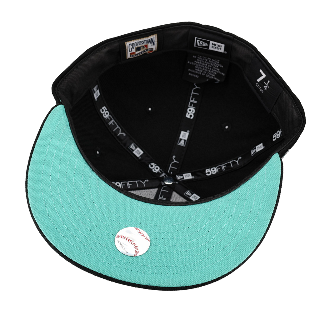 New York Yankees Mintacular Collection 1999 World Series Patch Fitted Hat