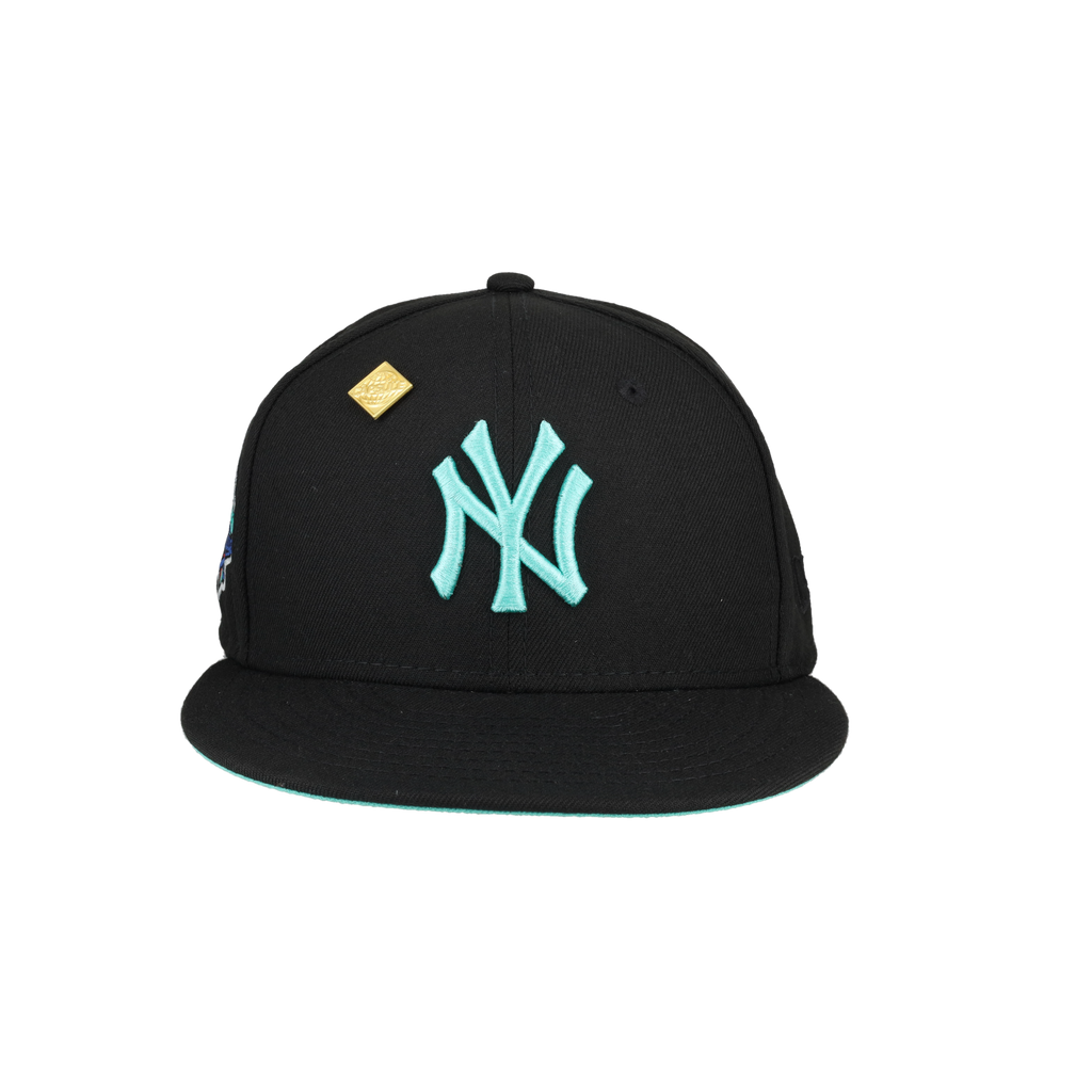 New York Yankees Mintacular Collection 1999 World Series Patch Fitted Hat