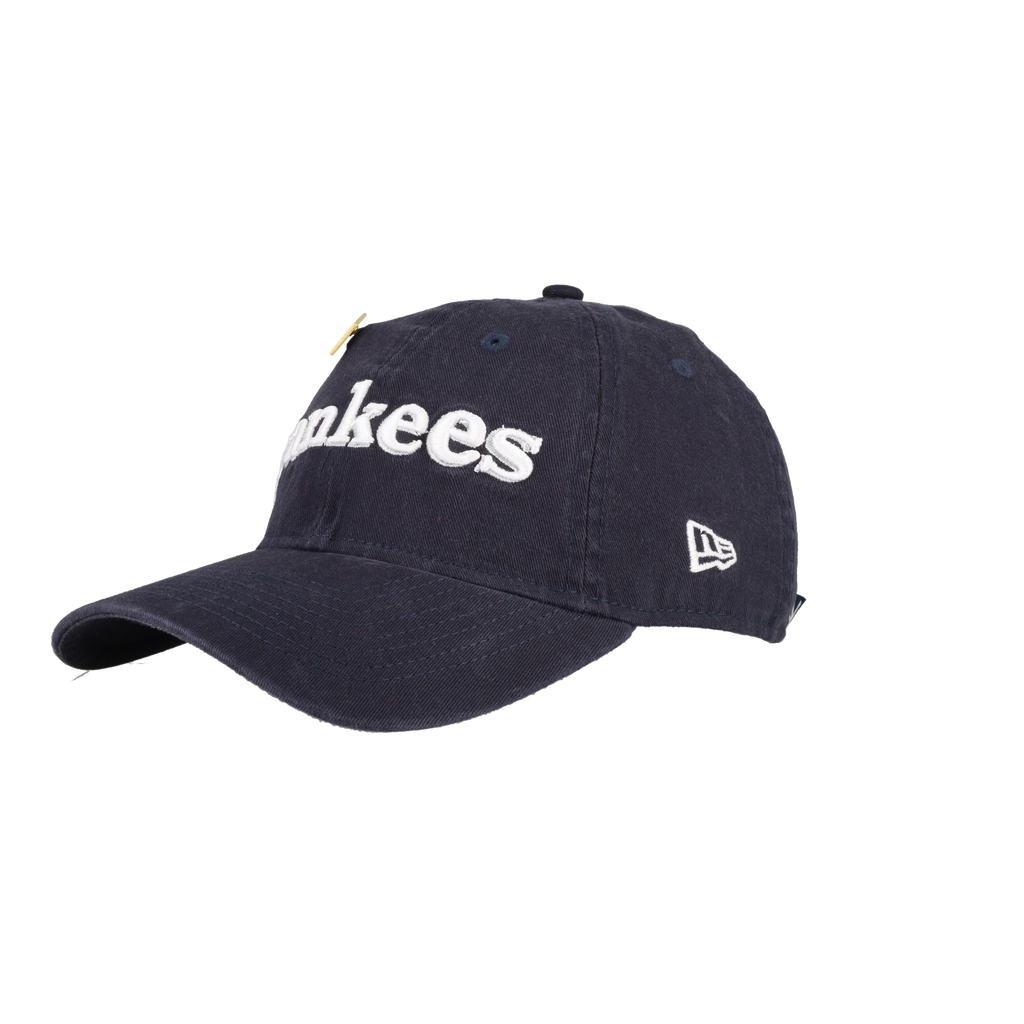 New York Yankees New Era 9Twenty Adjustable Women's Hat (Navy Script)