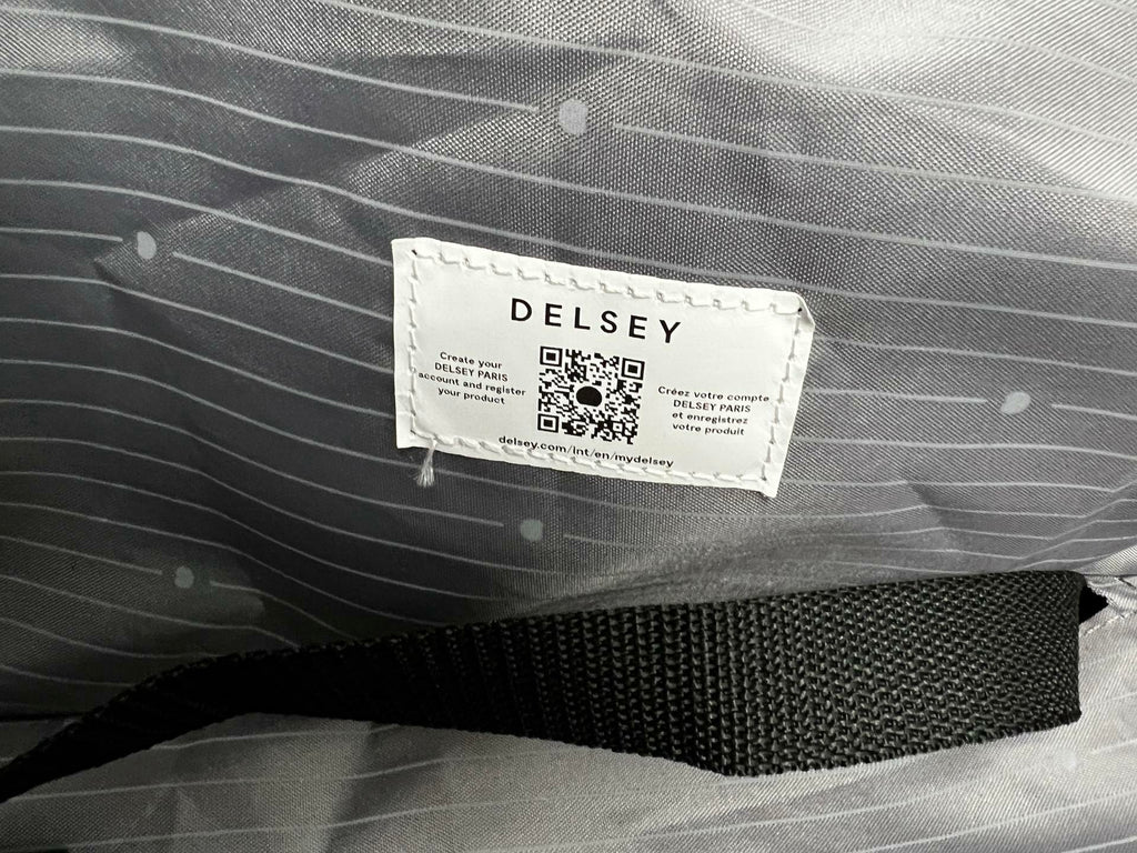 DELSEY Paris Softside Expandable Luggage with Spinner Wheels, Black. Large and - Very Good