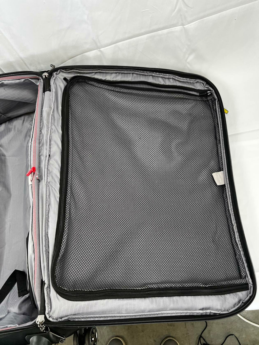 DELSEY Paris Softside Expandable Luggage with Spinner Wheels, Black. Large and - Very Good