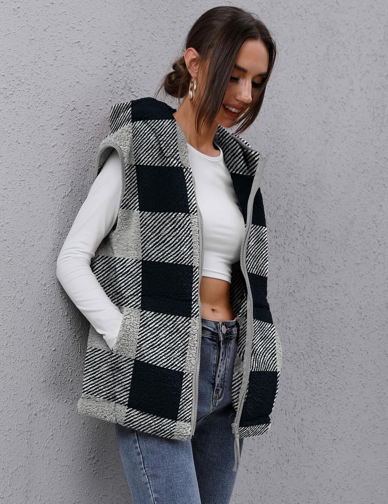 TFSDOD Womens Fuzzy Sherpa Fleece Vest Cozy Sleeveless Sweater Size M