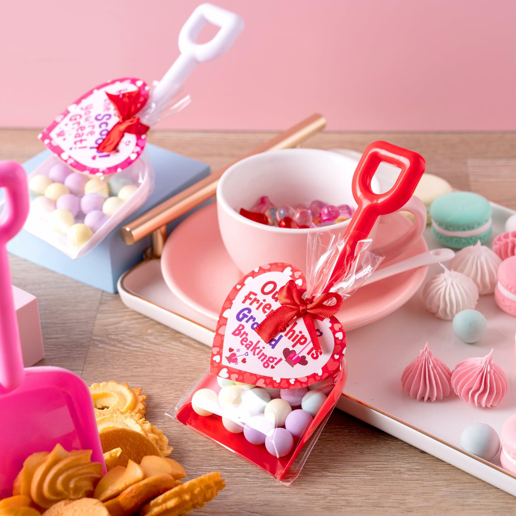 JOYIN 28 Plastic Toy Shovels Pink Red White Kids Party Favor Valentines