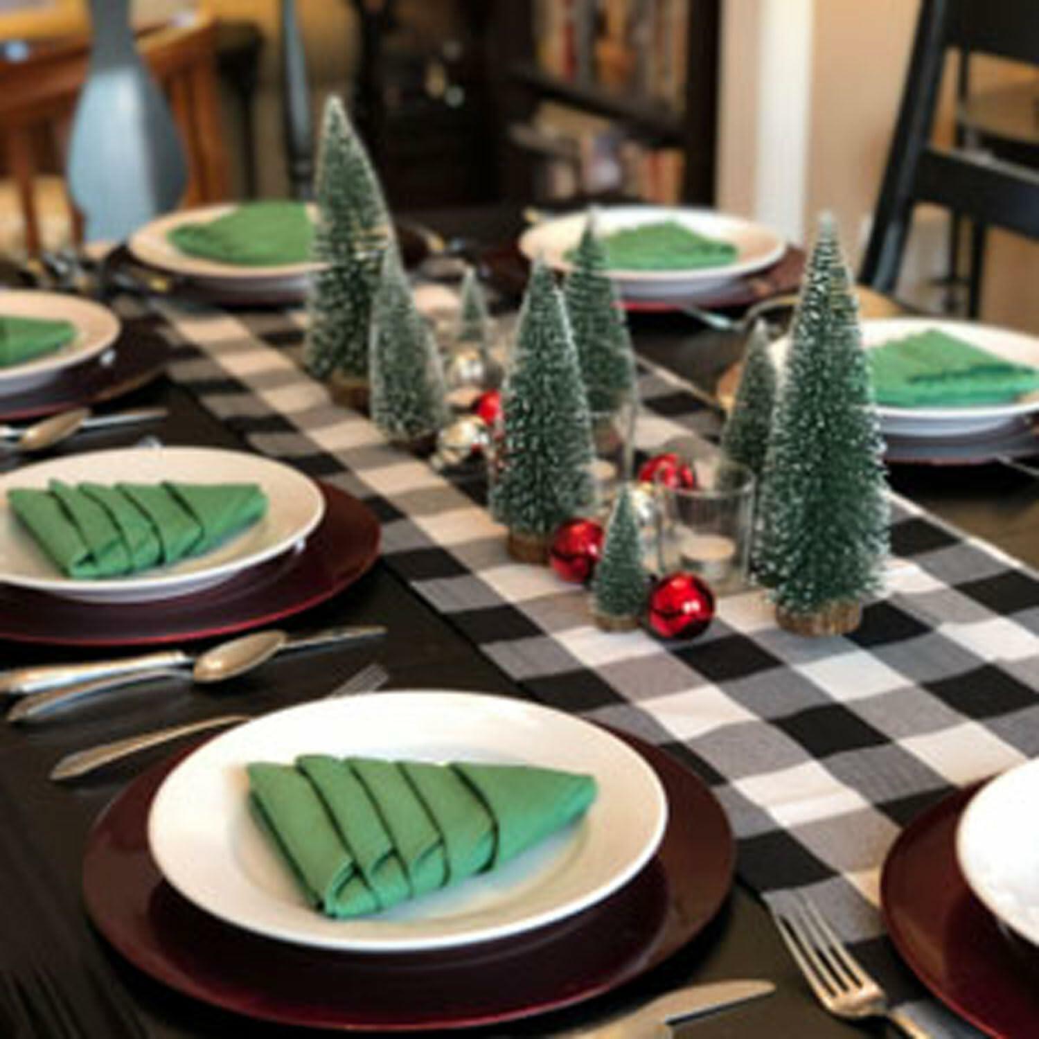 [Like New] Bottle Brush Mini Christmas Trees Green 4pcs 4in with Snow Wooden Base