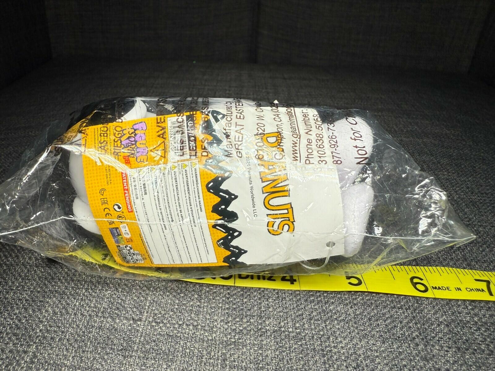 United Feature Syndicate Snoopy Vinyl Head Moveable Plush Figure White Peanuts