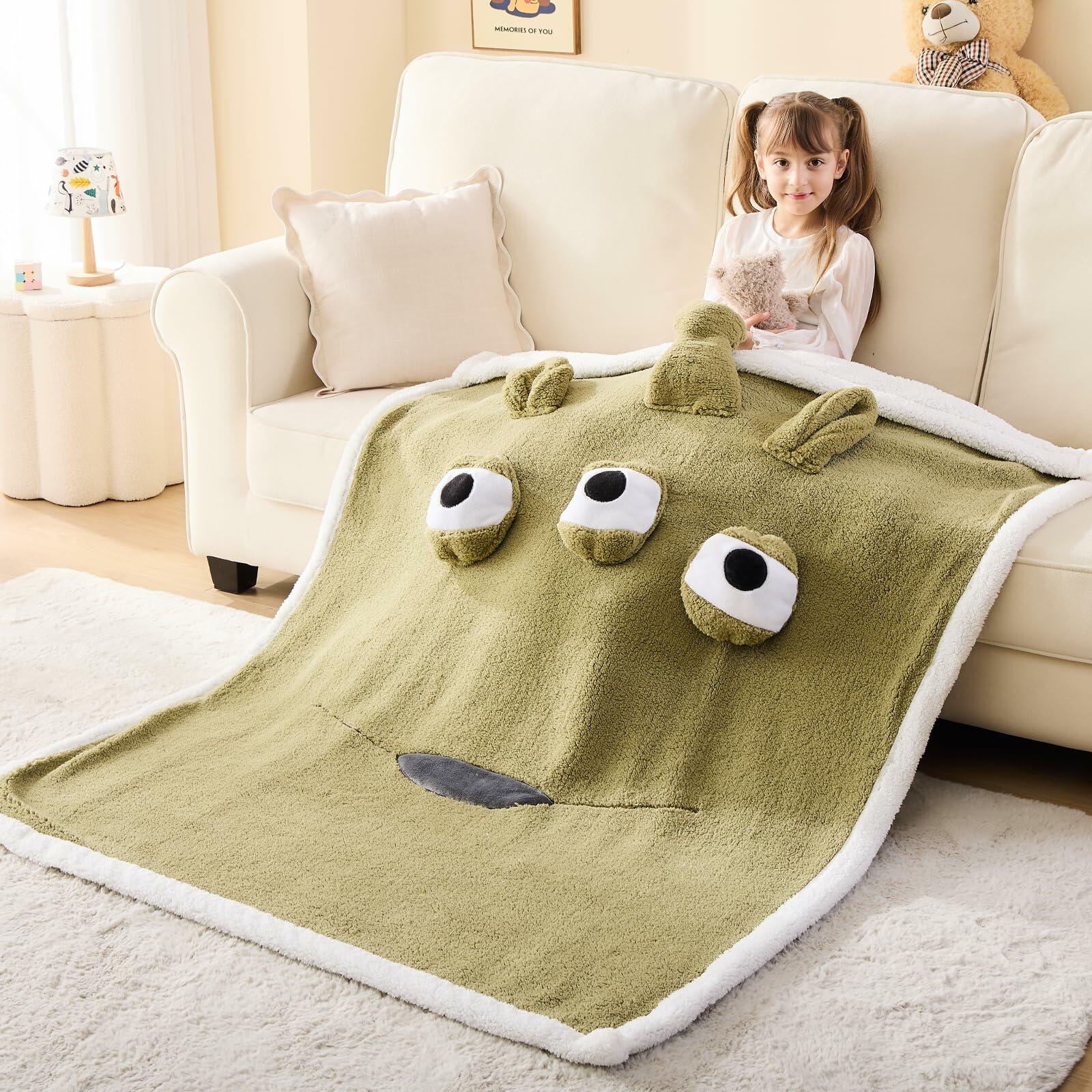 [Like New] NEWCOSPLAY Pikachu Sherpa Fleece Throw Blanket Plush Throw 50x60 Yellow