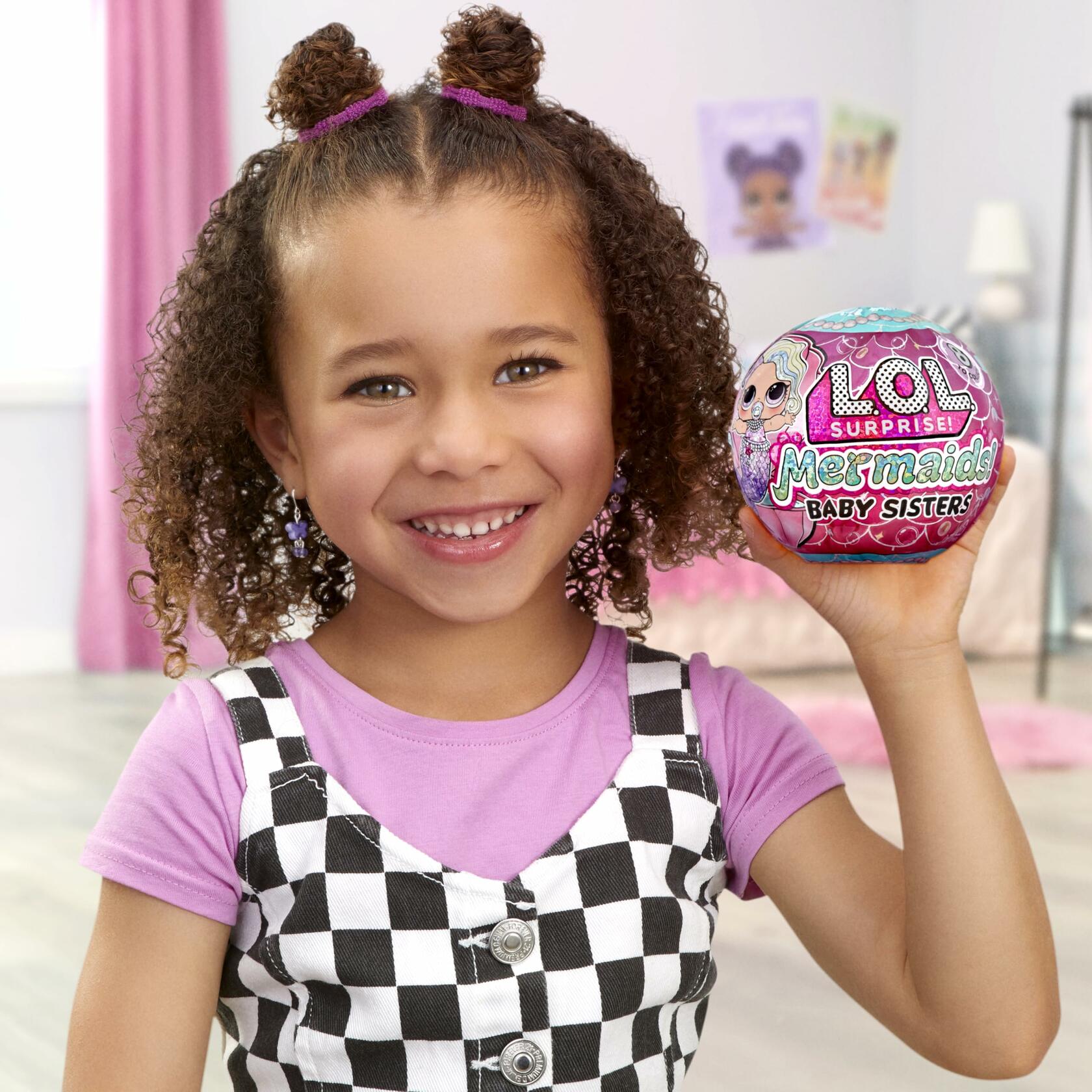 LOL Surprise Mermaids Baby Sisters Color Change Tail 8 Dolls Set