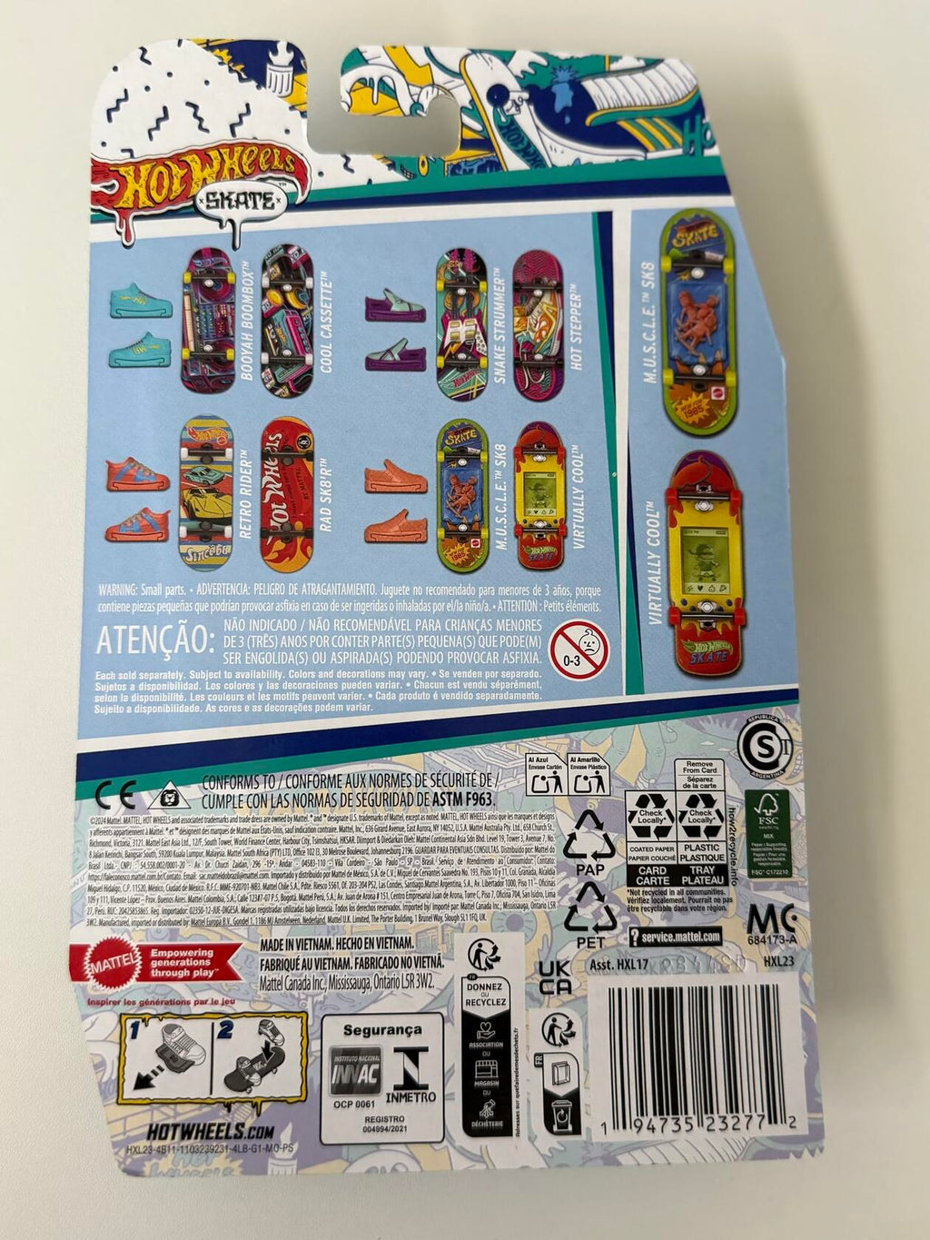 Hot Wheels Skate Miniature Finger Skateboard Set 2 Pack Red Yellow Green Blue