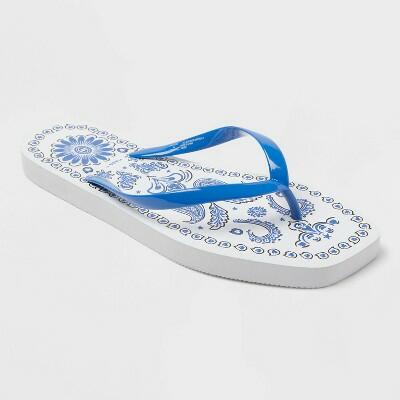 Shade & Shore Women's Palmer Medallion Square Toe Flip Flops Light Blue Size 8