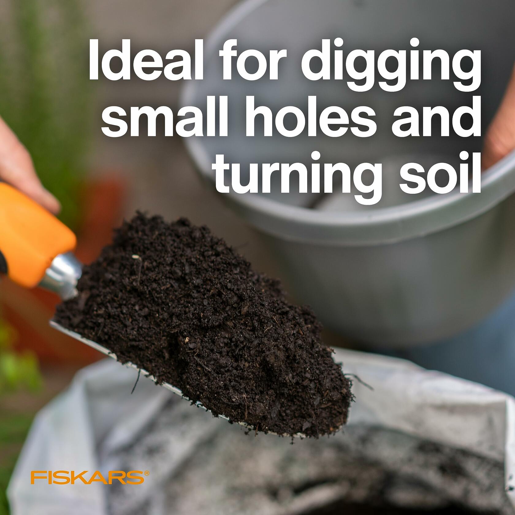 Fiskars Ergo Garden Trowel Heavy Duty Hand Tool with Hanging Hole