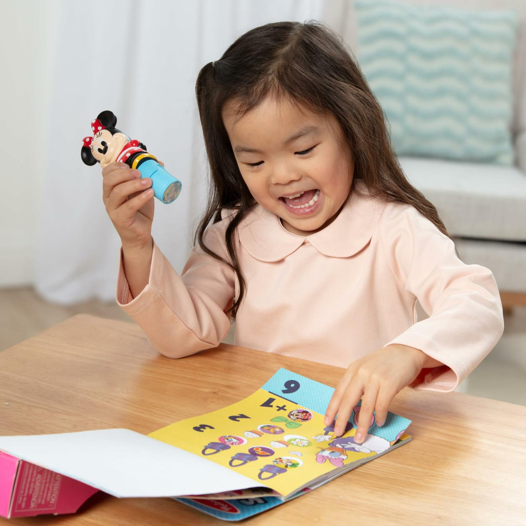 Melissa & Doug Sticker Wow 24-Page Activity Pad Disney Minnie Mouse 300 Stickers