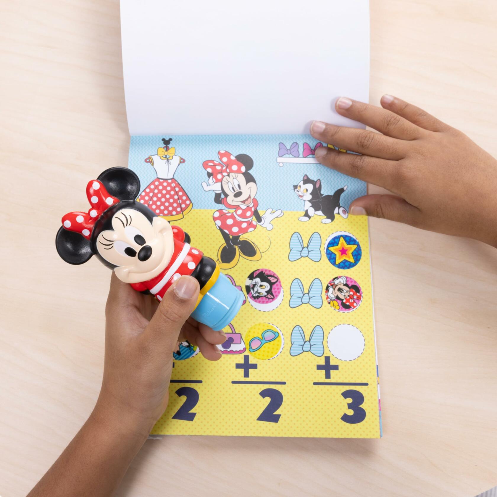 Melissa & Doug Sticker Wow 24-Page Activity Pad Disney Minnie Mouse 300 Stickers