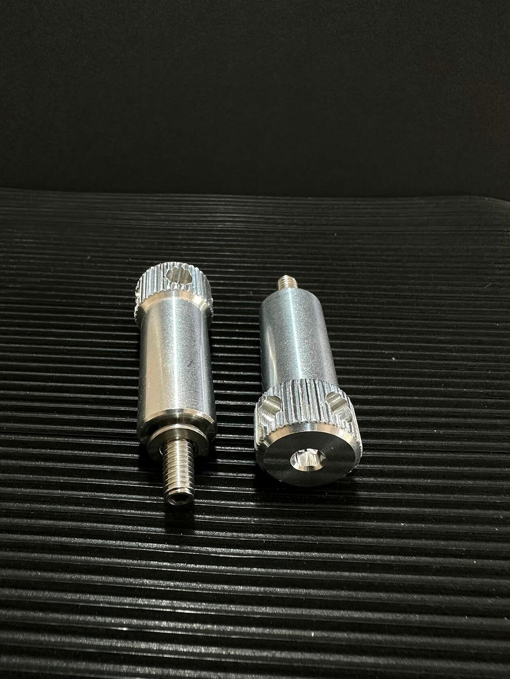 Yamaha TW200 Extended Seat Bolts Set of 2