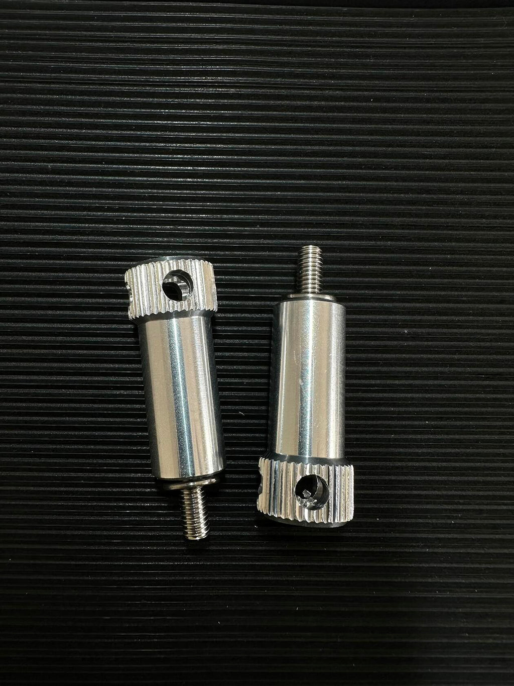 Yamaha TW200 Extended Seat Bolts Set of 2