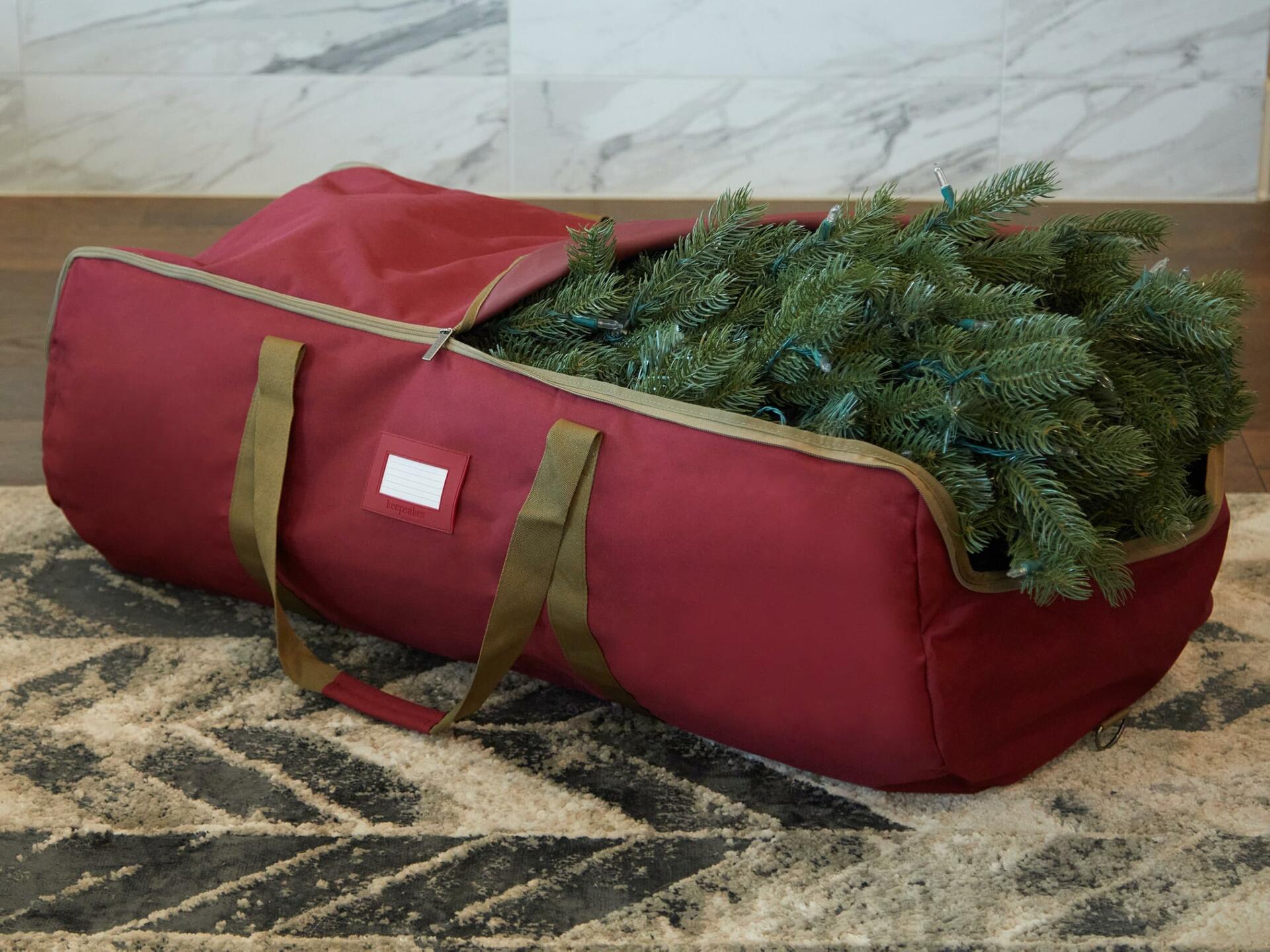 Covermates Keepsakes Garland Duffle Bag Durable Polyester Red Fits 25ft
