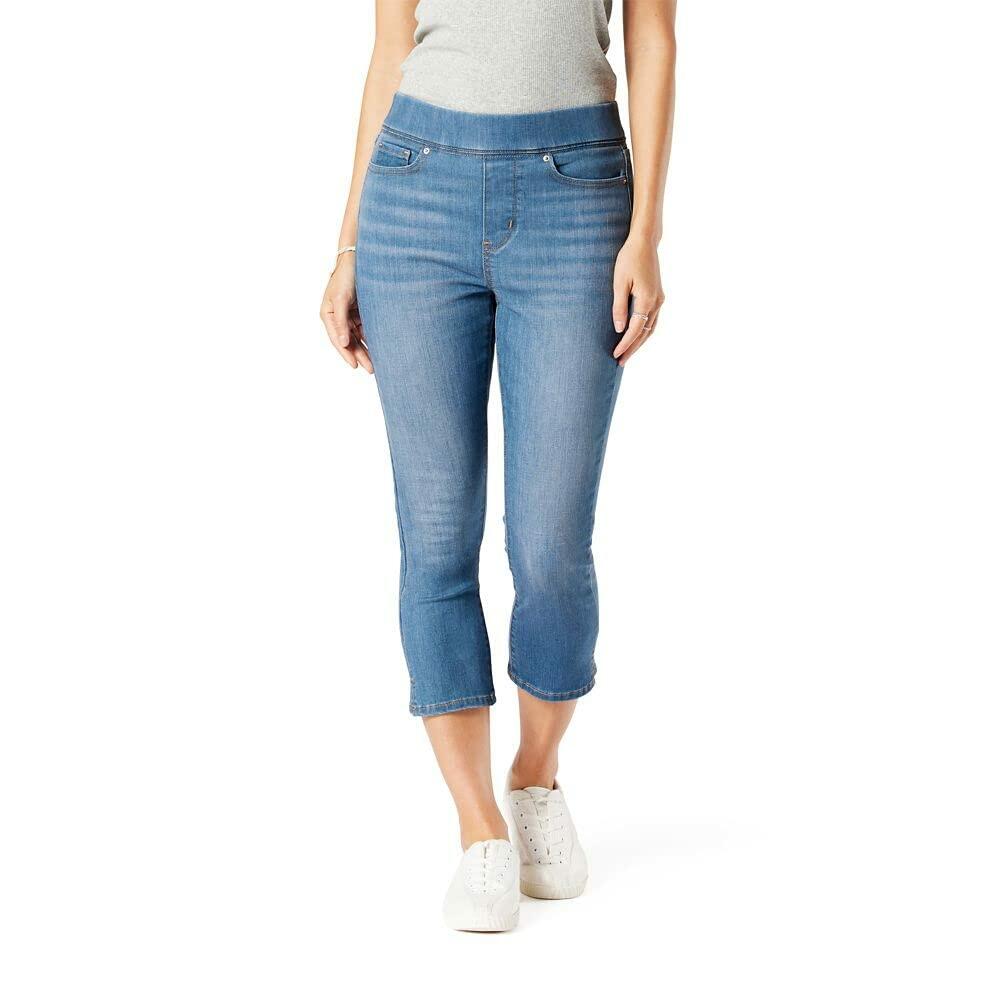 Levi Strauss Signature Gold Totally Shaping Pull On Capri Gold Size 12