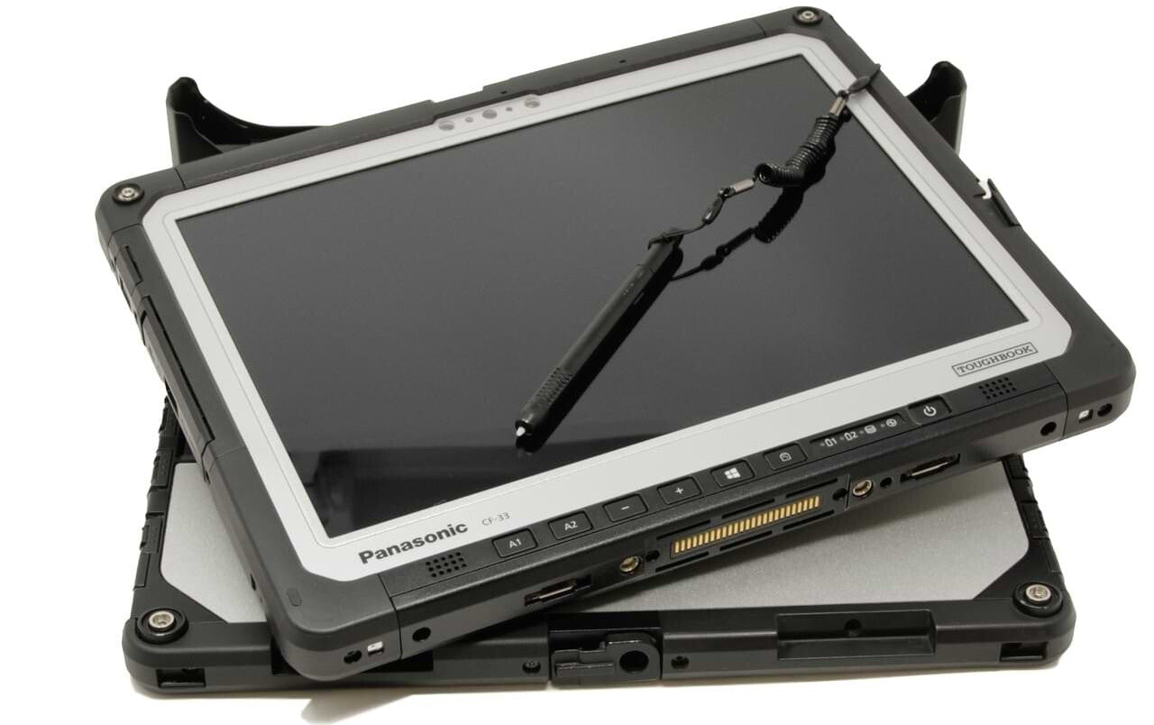 Panasonic Toughbook CF-33 (2017) 12-inch Rugged 2-in-1 Touchscreen i5 8GB / 1TB SSD (Refurbished)