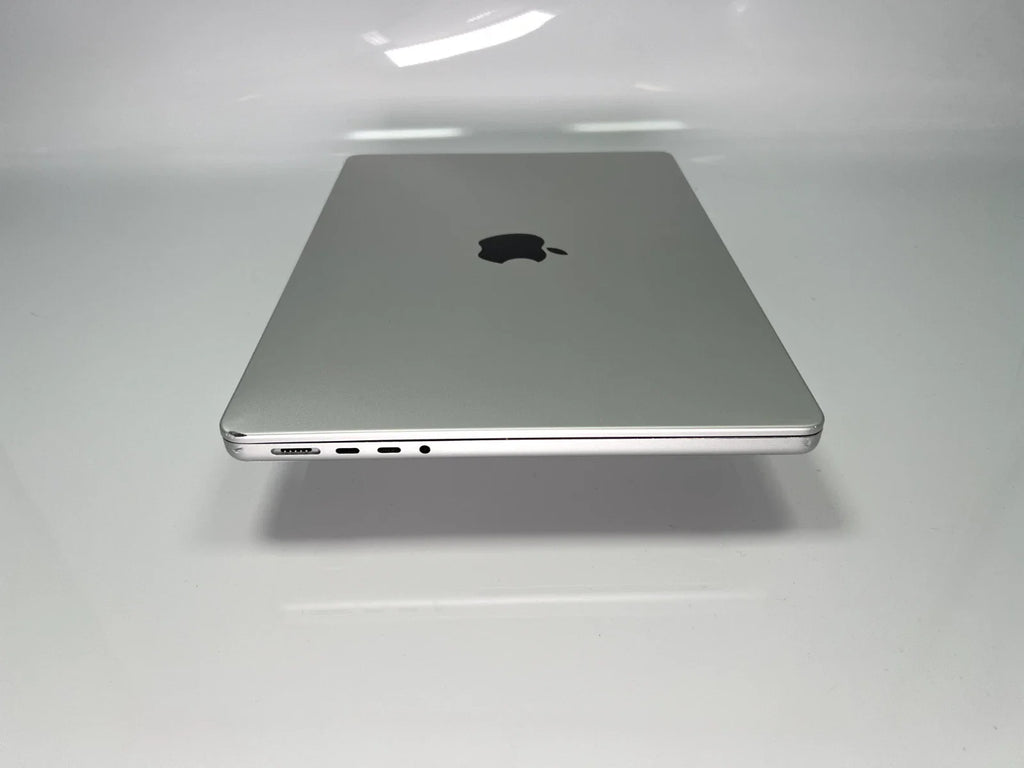 MacBook Pro (2021) 14-inch – Apple M1 Max 3.2GHz • 32-Core GPU – 64GB RAM 2TB SSD – Read