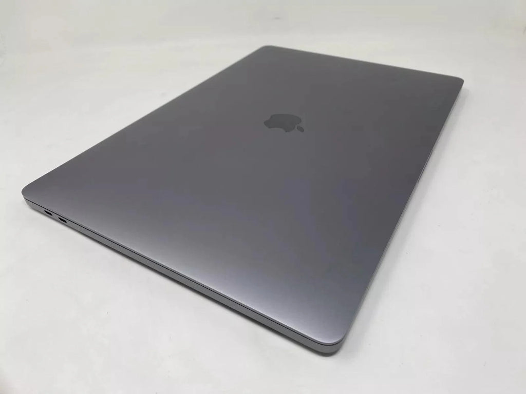 MacBook Pro (2019) 16-inch – Intel Core i9 2.4GHz • AMD 5500M 8GB – 32GB RAM 2TB SSD – 52 Cycles (Read)