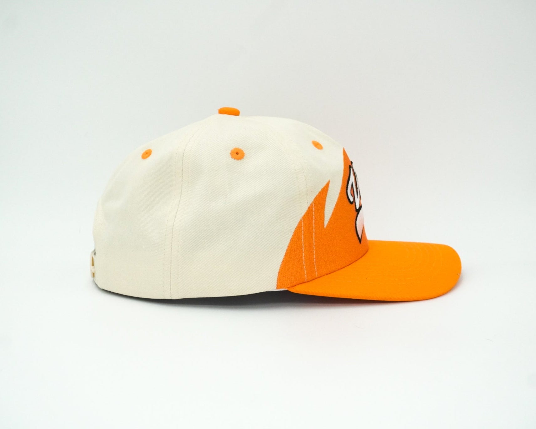 Sharktooth Cursive Vols