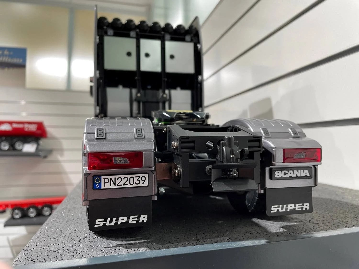 Tamiya 1/14 Scania 770 S 8x4 Semi Truck Kit