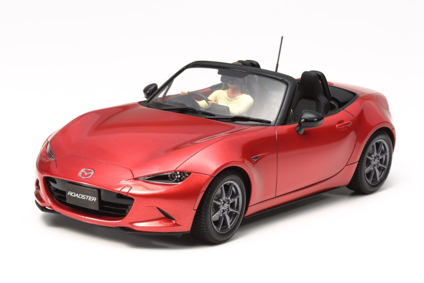 Tamiya 1/24 Mazda MX-5 Plastic Model Kit