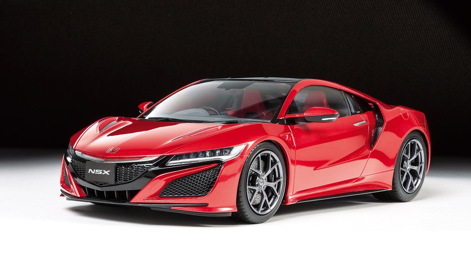 Tamiya 1/24 Honda NSX Plastic Model Kit