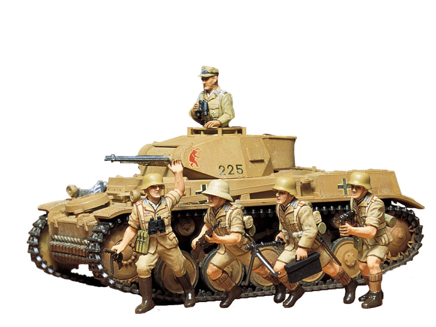 Tamiya 1/35 German Pzkpfw II Plastic Model Kit