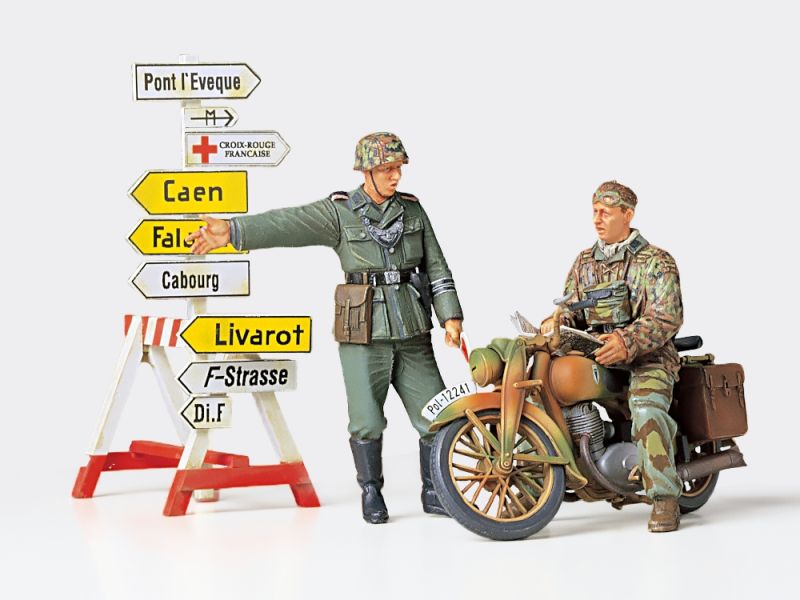 Tamiya German Motorcycle Orderly Set  35241