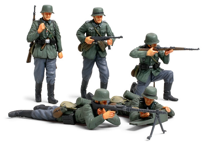 Tamiya 1/35 German Infantry Miniatures Plastic Model Set