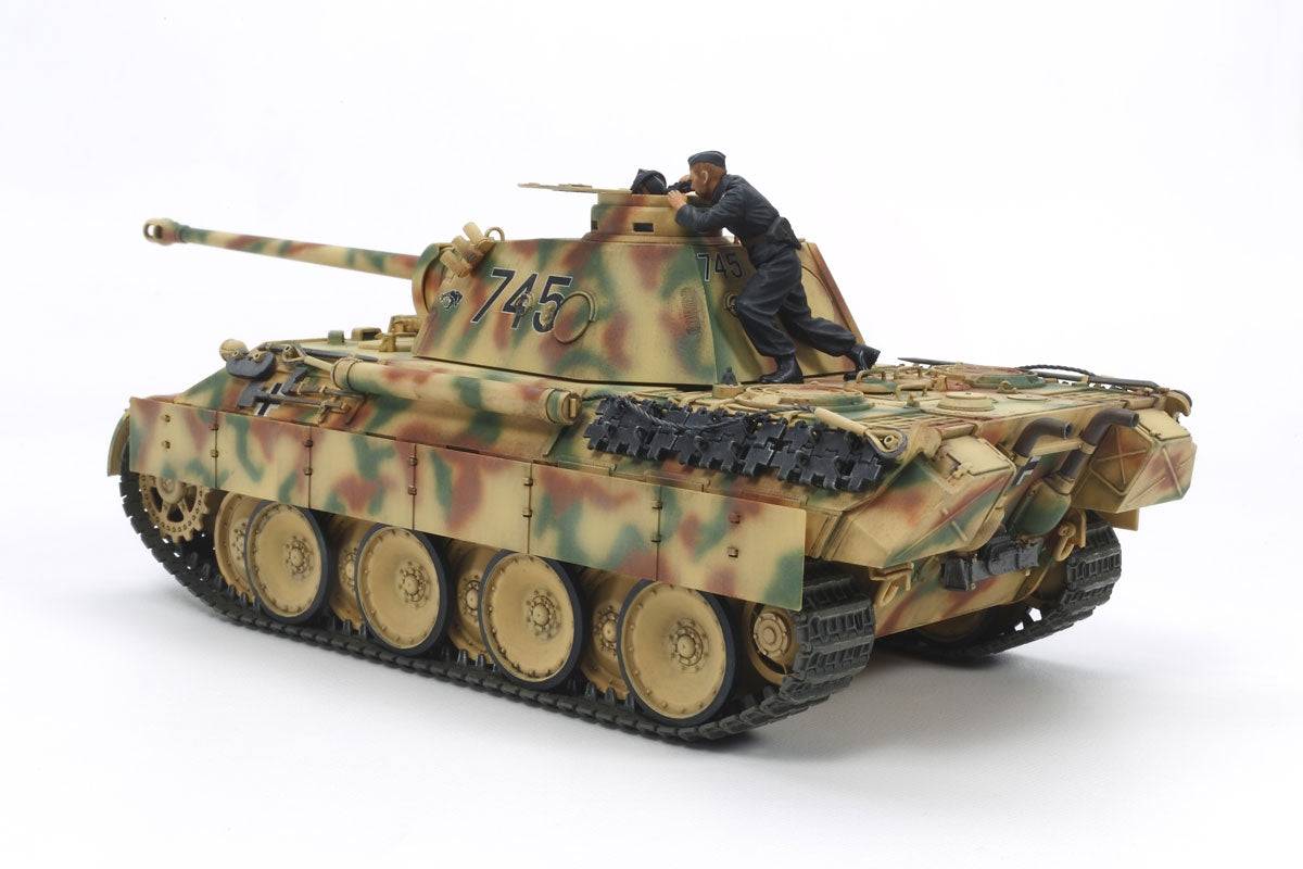 Tamiya 1/35 German Panther AUSF.D Tank Plastic Model Kit