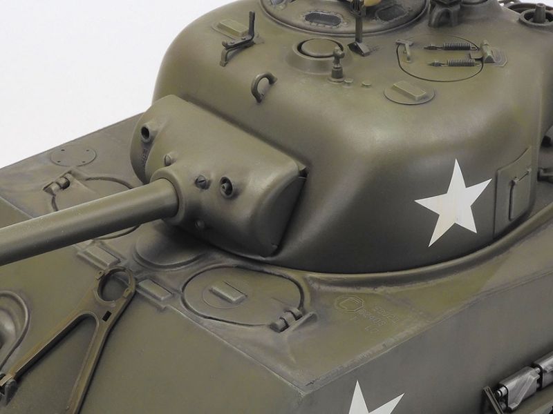 Tamiya 1/16 R/C M4 Sherman 105mm Howitzer (Mechanical Steering 56048