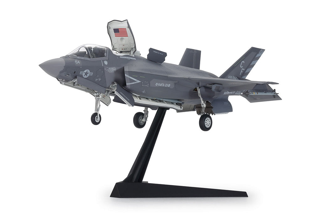Tamiya 1/72 Lockheed MartinF-35 B, Lightning II, Plastic Model 60793