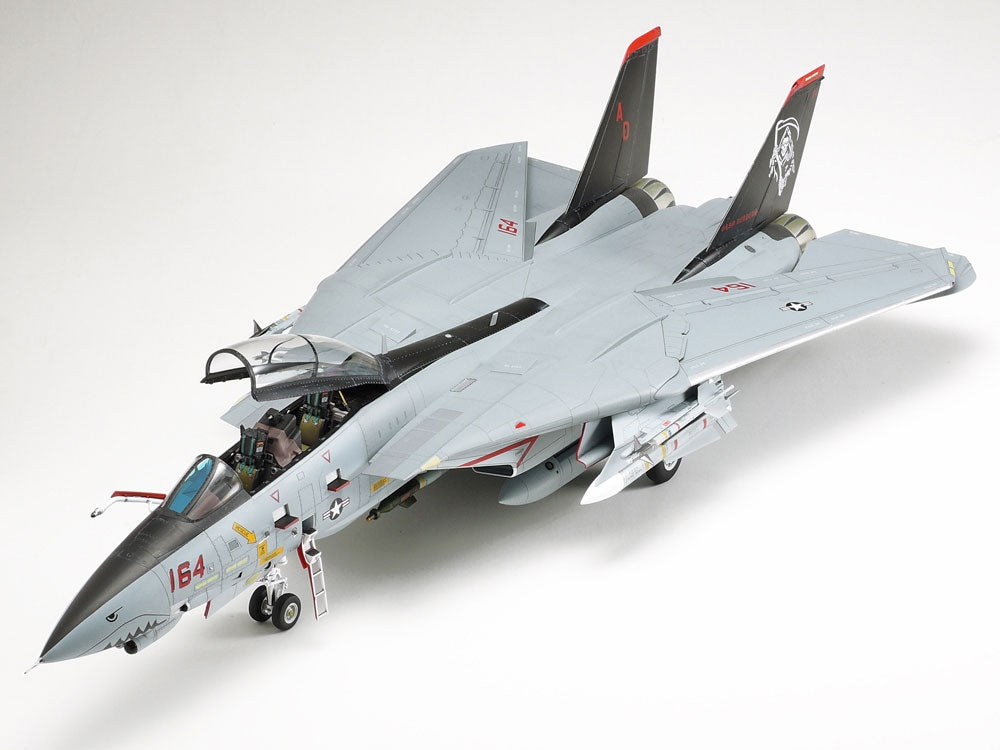 Tamiya 1/48 Grumman F-14D Tomcat Plastic Model Airplane Kit