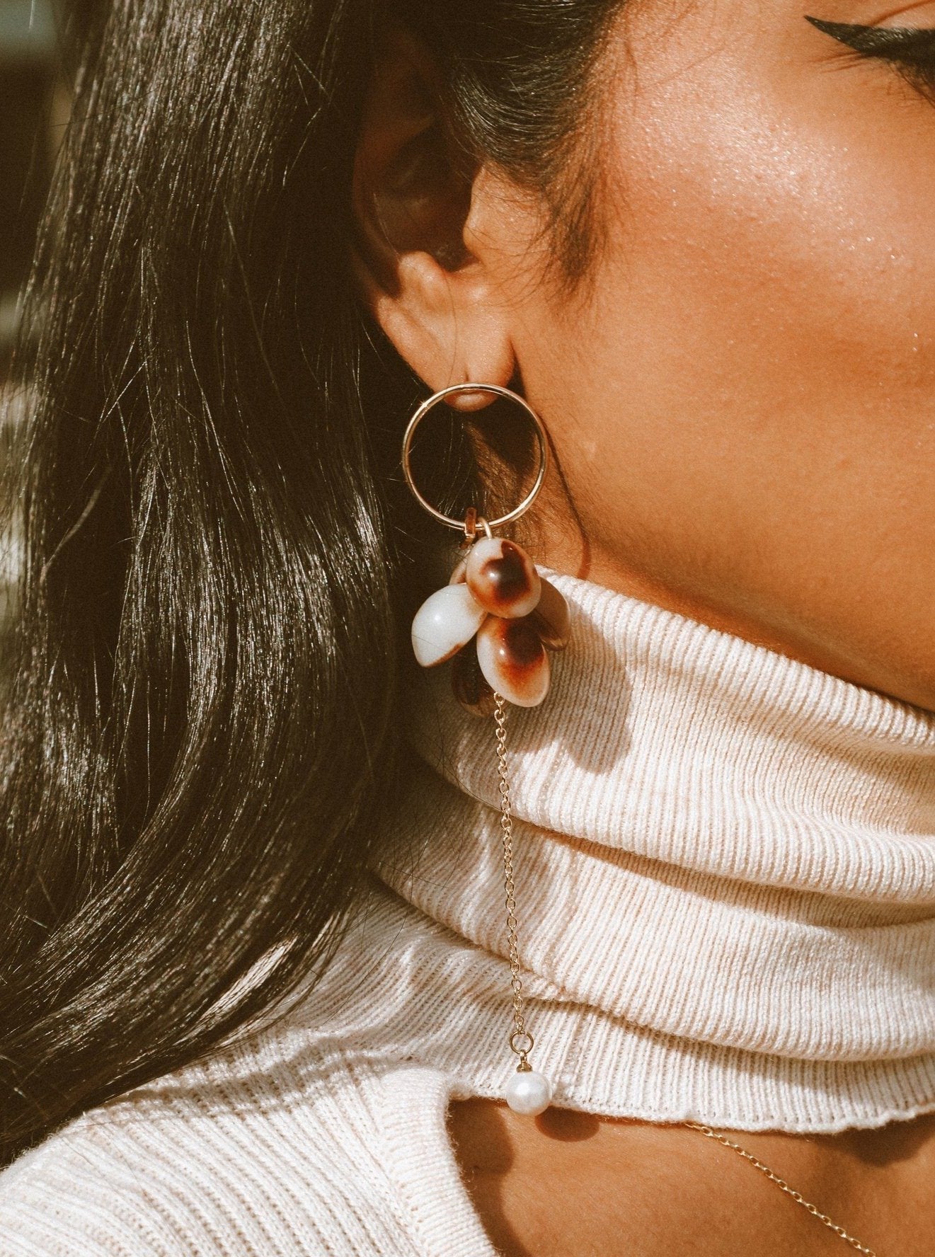 Tortoiseshell Dangle Earrings Boho Shell Drop Lightweight