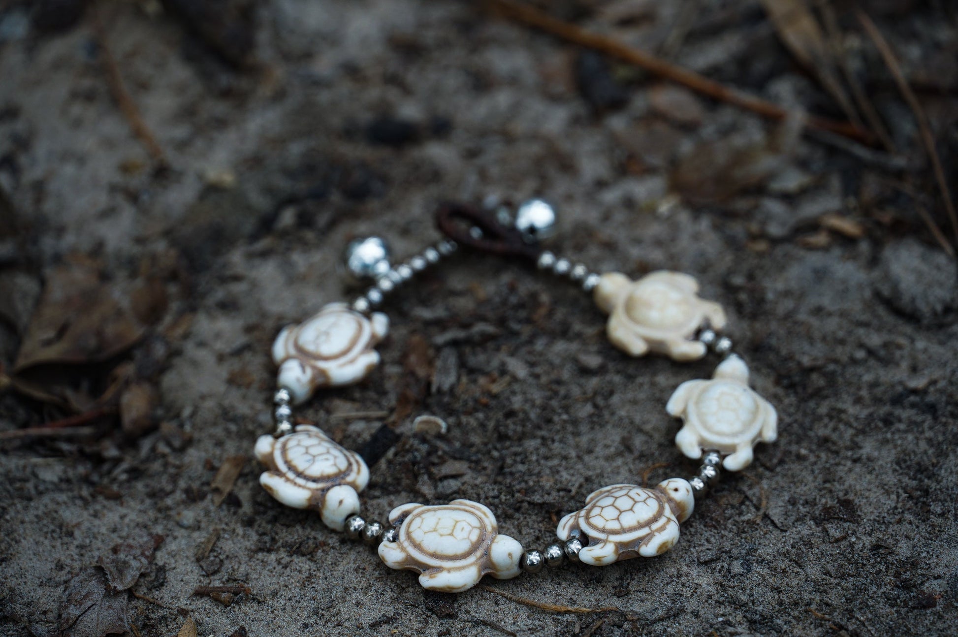 Turquoise Turtle Bracelet With Silver Beads Boho Adjustable