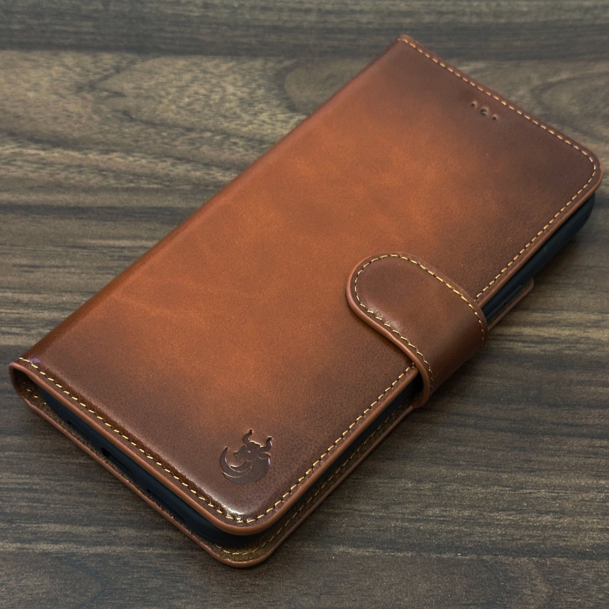 Vegas Premium Leather iPhone 15 Plus Wallet Case with MagSafe | Detachable RFID Blocking Luxury Wallet