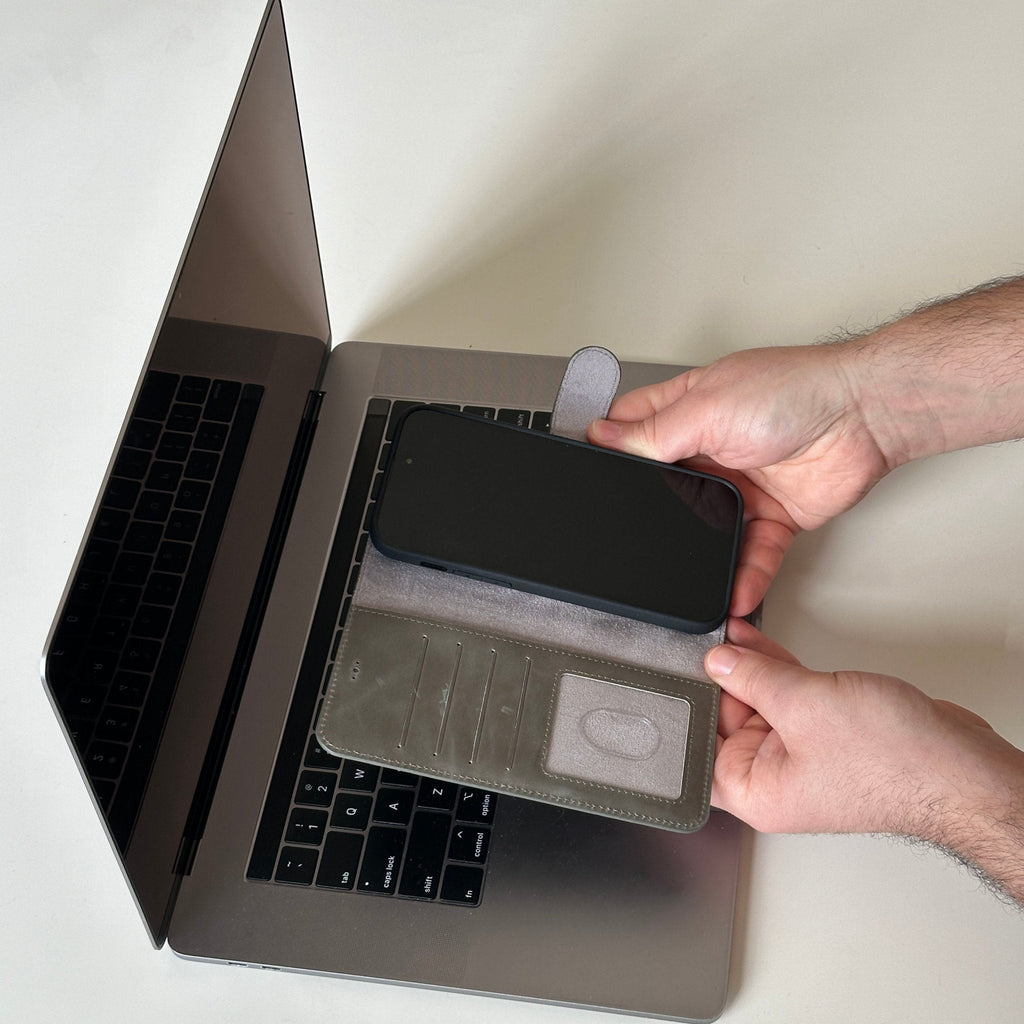 Vegas Premium Leather iPhone 15 Pro Wallet Case with MagSafe | Detachable RFID Blocking Luxury Wallet